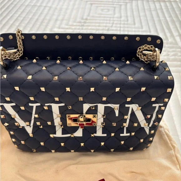 Valentino Black Quilted Rockstud Crossbody Bag - Picture 11 of 13